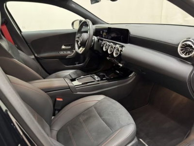 Mercedes-Benz Classe A AMG 35 AMG Line Premium Plus 4matic auto (13)