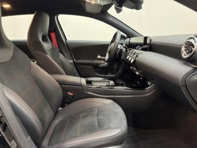 Mercedes-Benz Classe A AMG 35 AMG Line Premium Plus 4matic auto (14)