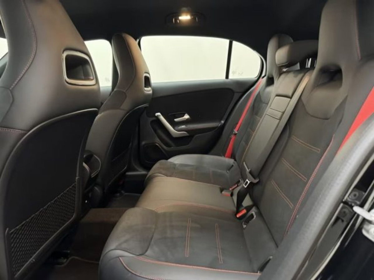 Mercedes-Benz Classe A AMG 35 AMG Line Premium Plus 4matic auto (15)
