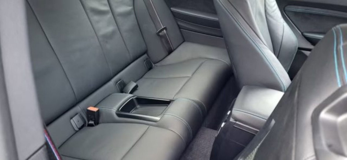 BMW Serie 2 Coupé M2  Competition (14)