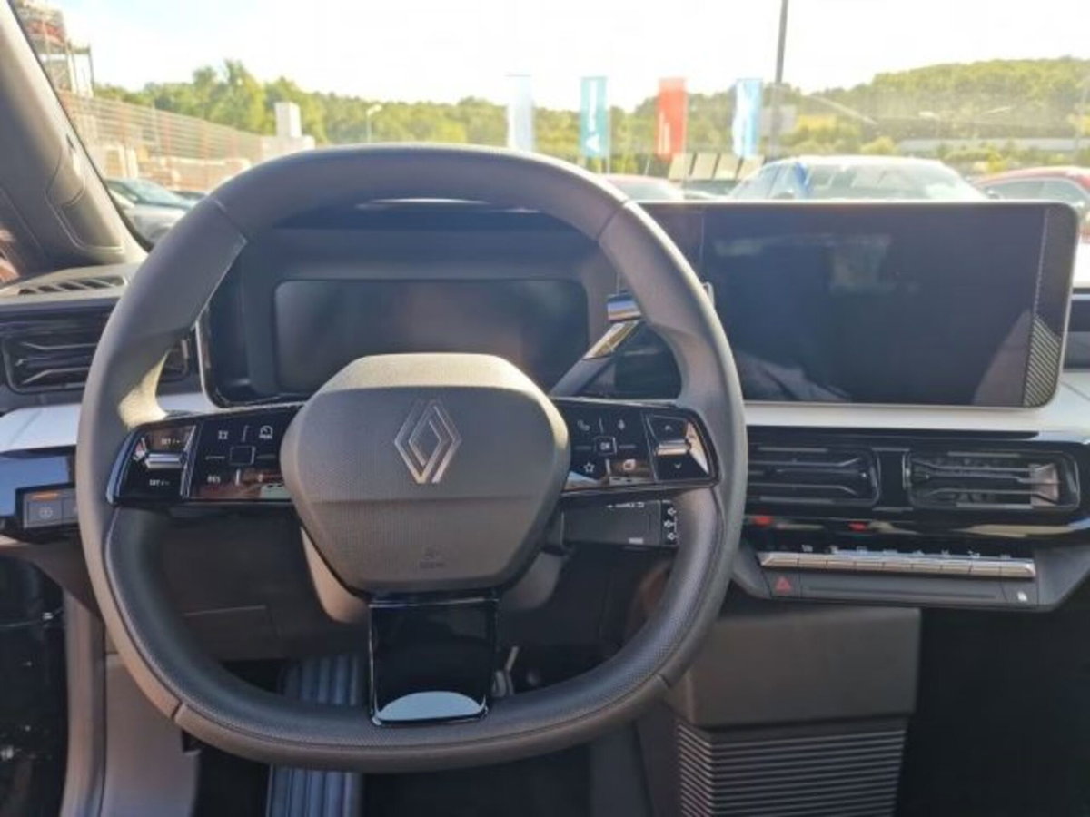 Renault Renault 5 Evolution urban range 120cv (13)