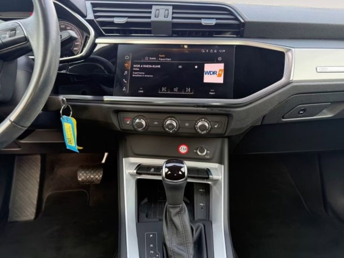 Audi Q3 Sportback 35 TDI quattro (11)