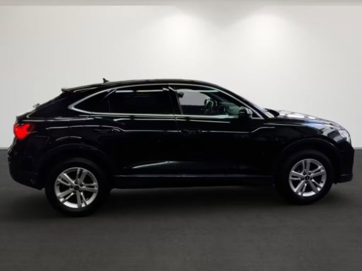 Audi Q3 Sportback 40 TDI quattro S tronic S line edition (2)