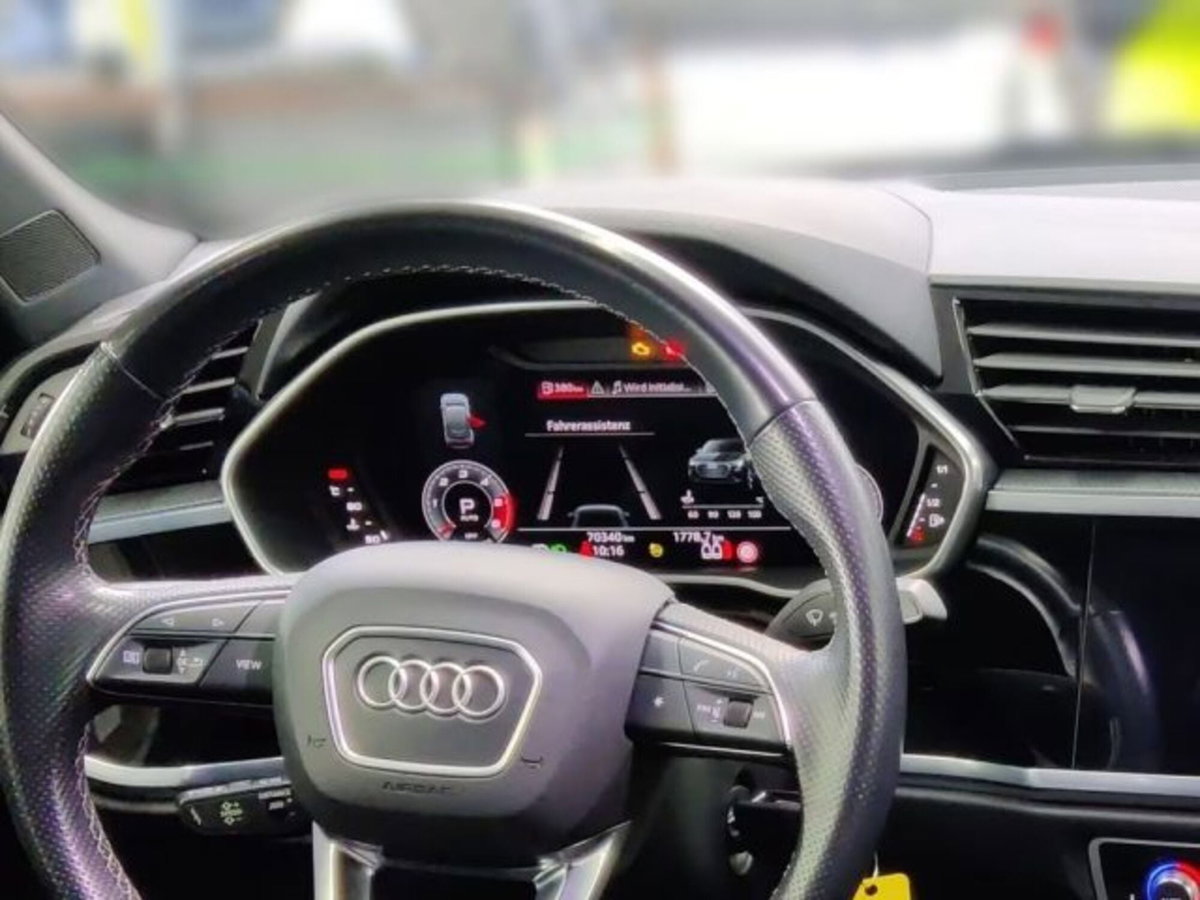 Audi Q3 Sportback 40 TDI quattro S tronic S line edition (6)