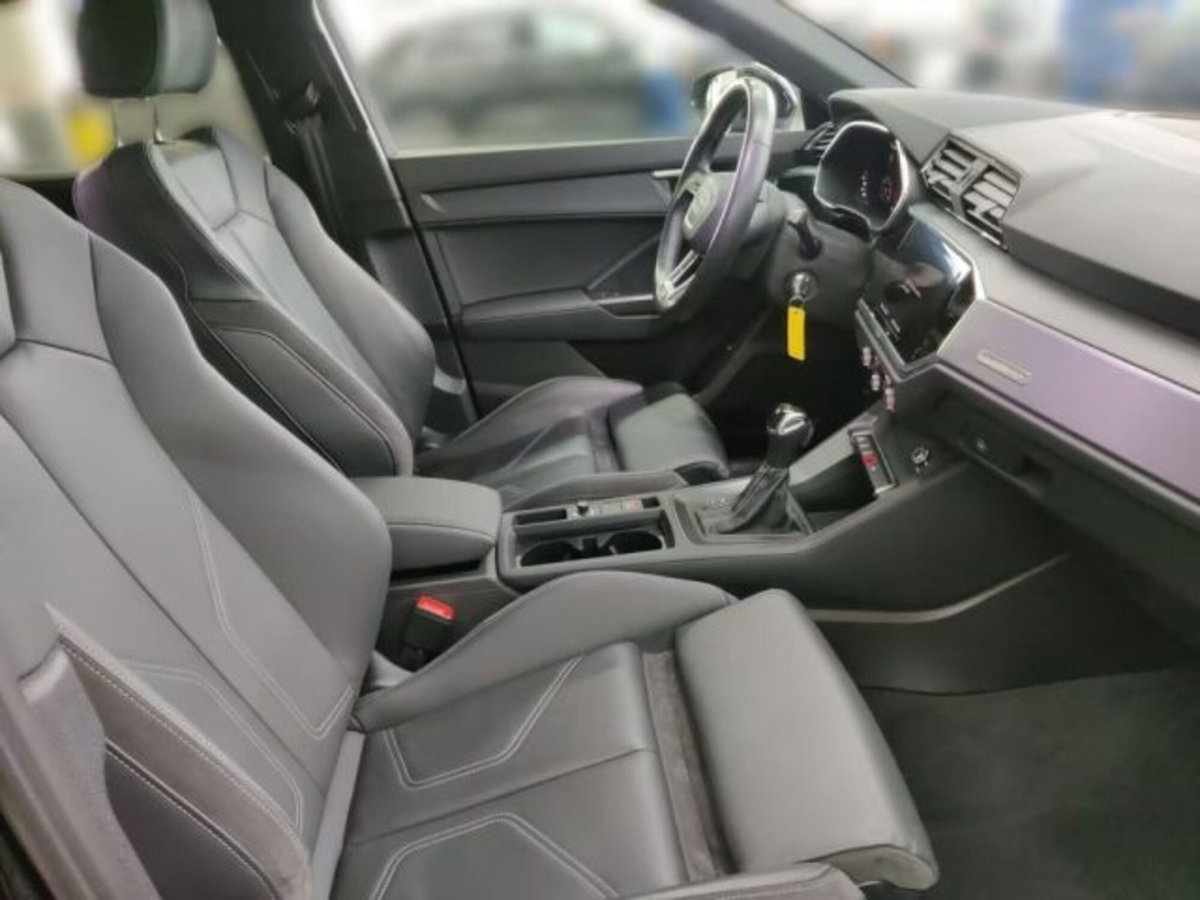 Audi Q3 Sportback 40 TDI quattro S tronic S line edition (9)
