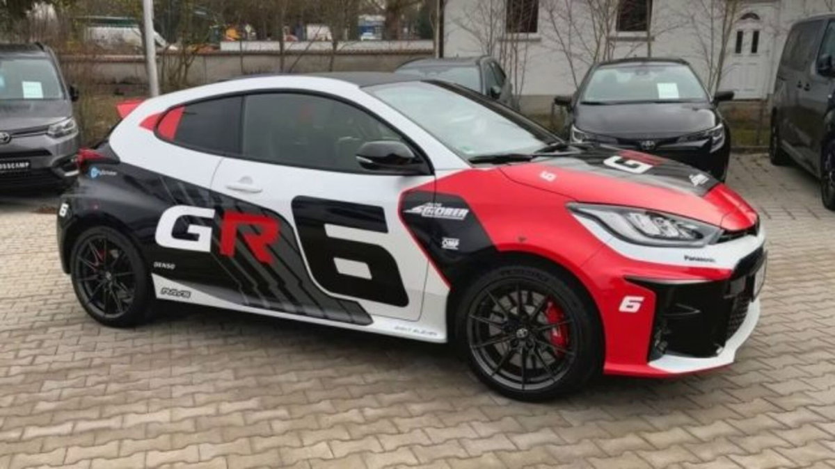 Toyota GR Yaris 1.6 Turbo 3 porte GR Yaris Circuit (9)