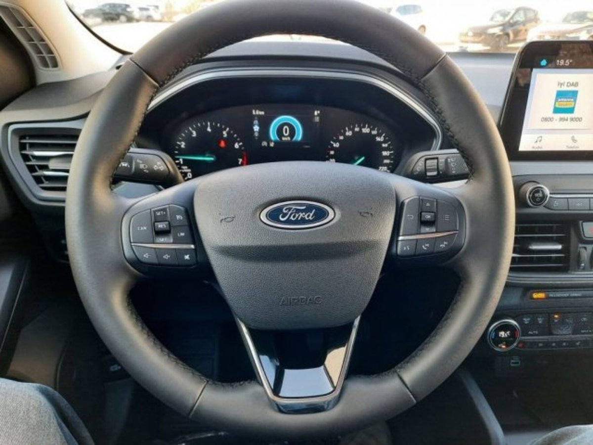 Ford Focus 1.0 EcoBoost 125 CV 5p. Titanium (7)