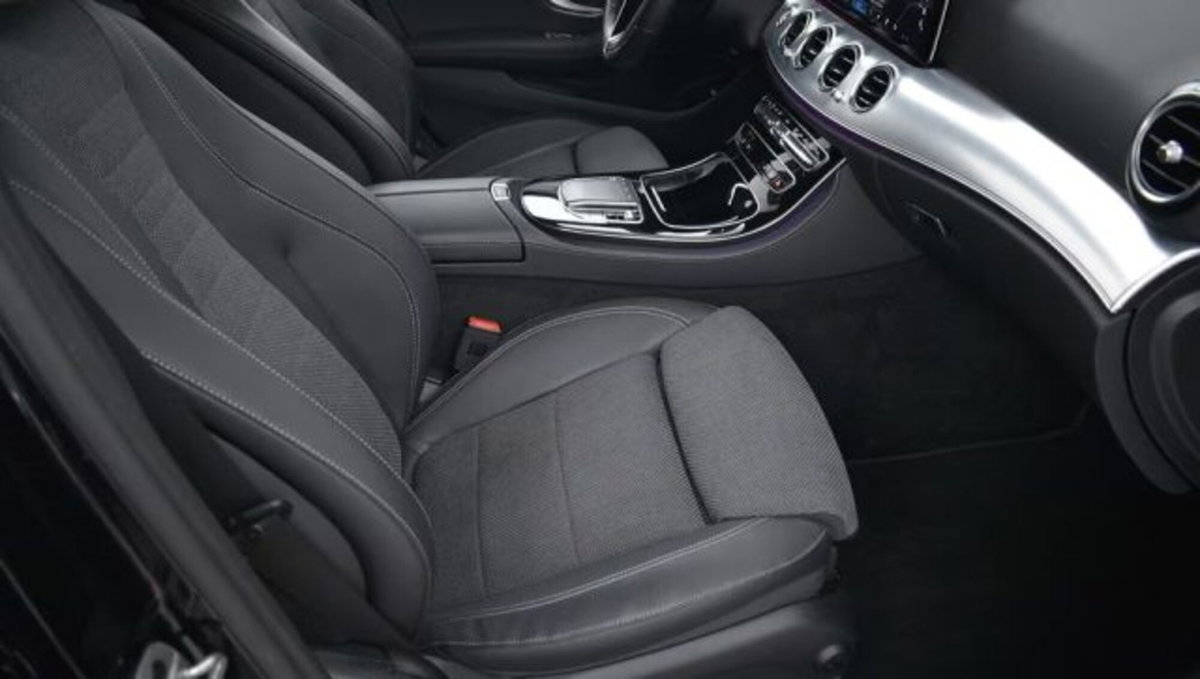 Mercedes-Benz Classe E 220 d Auto AMG Line (11)