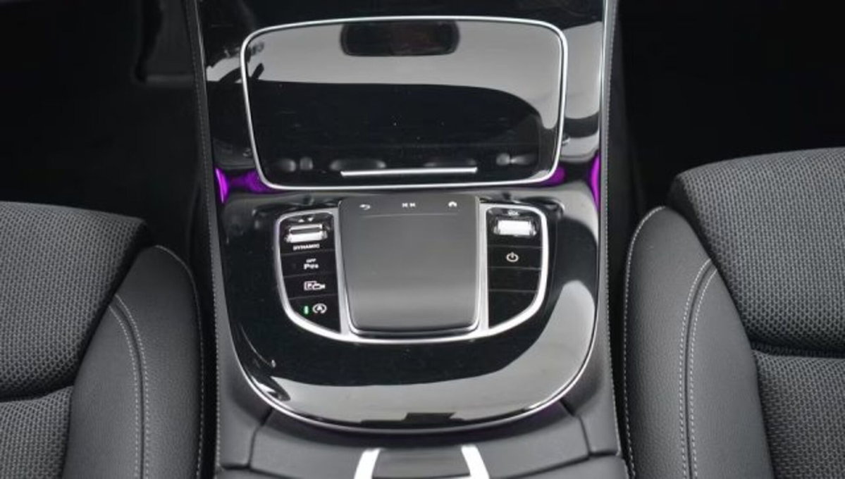 Mercedes-Benz Classe E 220 d Auto AMG Line (13)