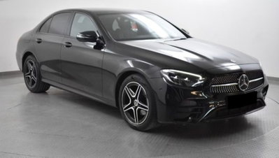 Mercedes-Benz Classe E 220 d Auto AMG Line (3)