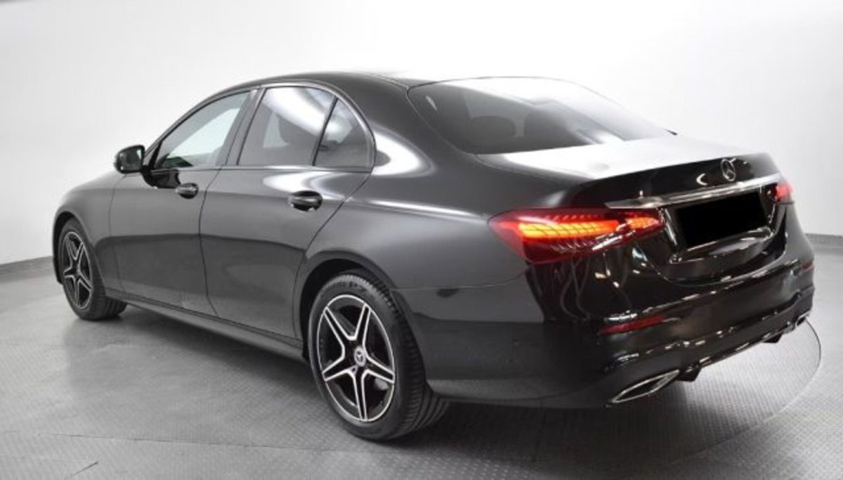 Mercedes-Benz Classe E 220 d Auto AMG Line (5)