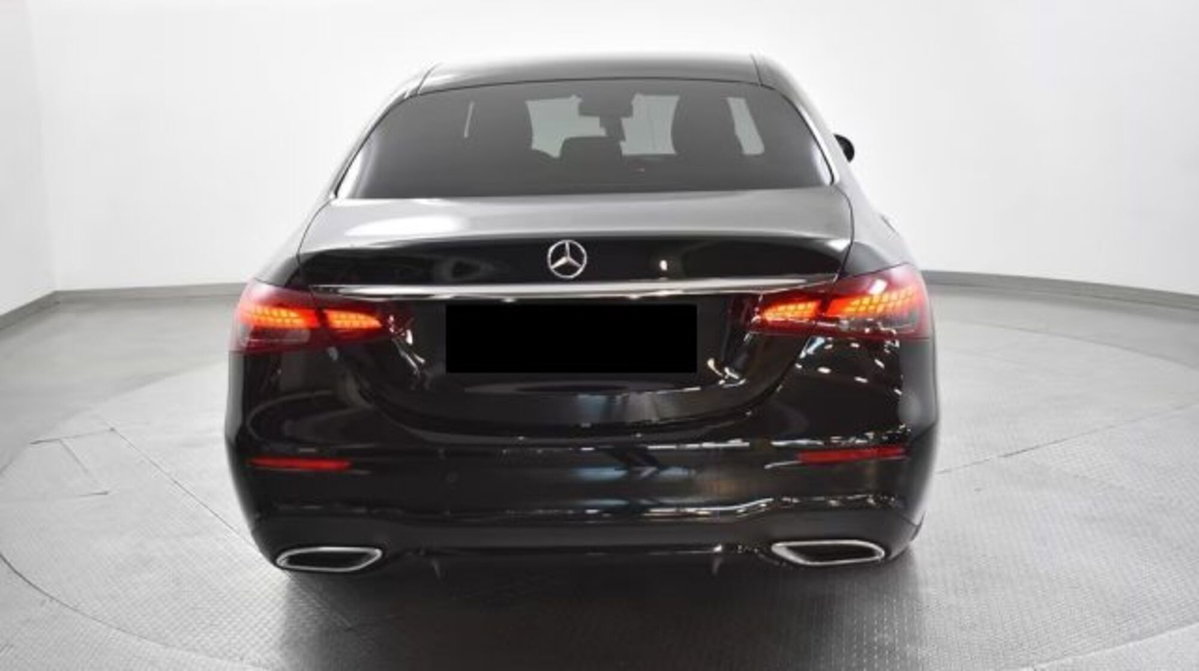 Mercedes-Benz Classe E 220 d Auto AMG Line (6)