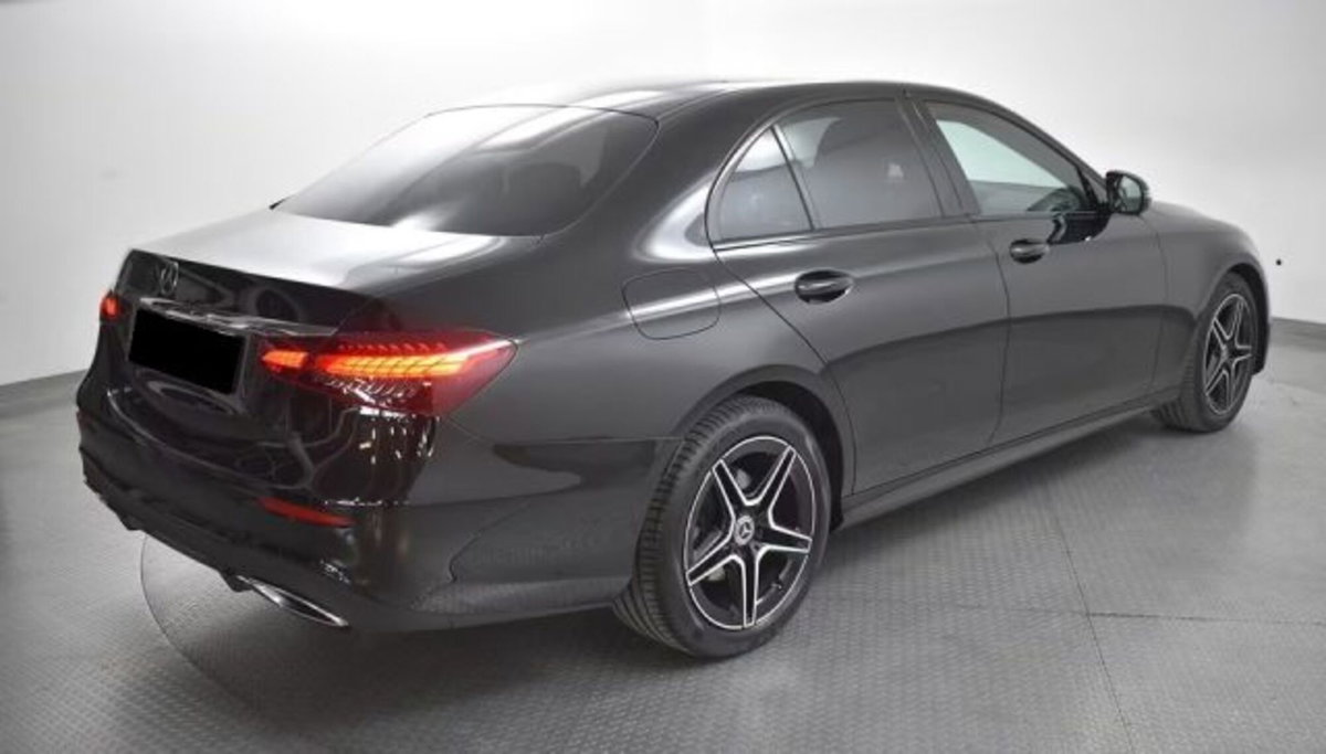 Mercedes-Benz Classe E 220 d Auto AMG Line (7)