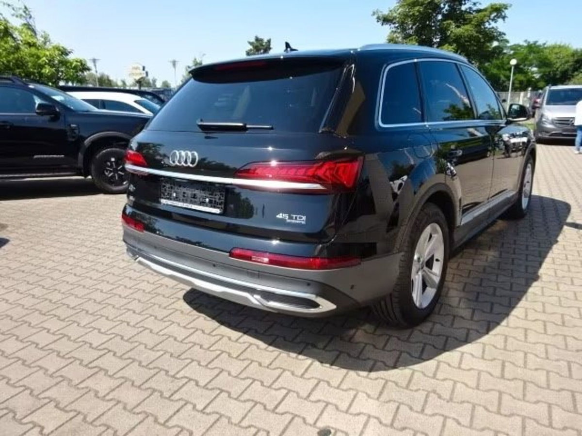 Audi Q7 45 TDI quattro tiptronic (2)