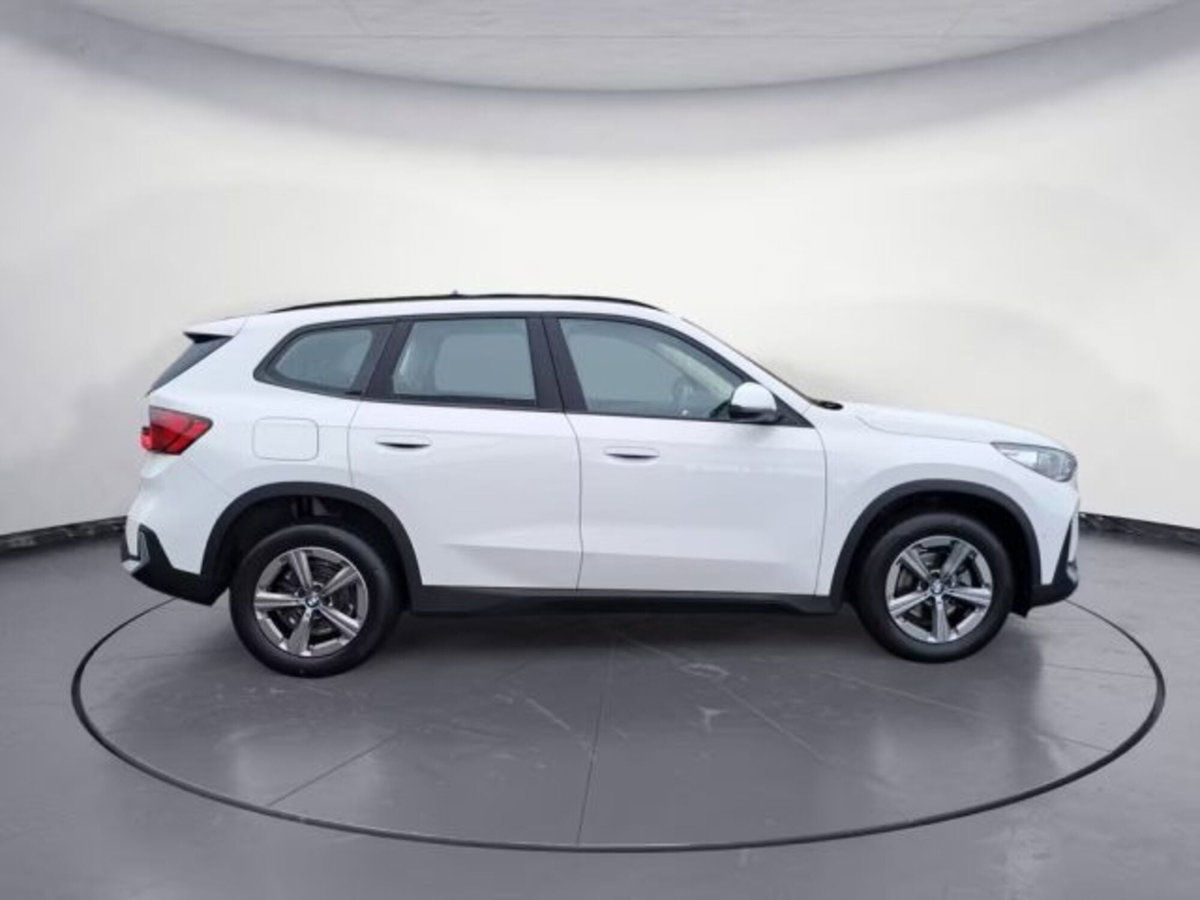 BMW X1 sDrive18d (3)