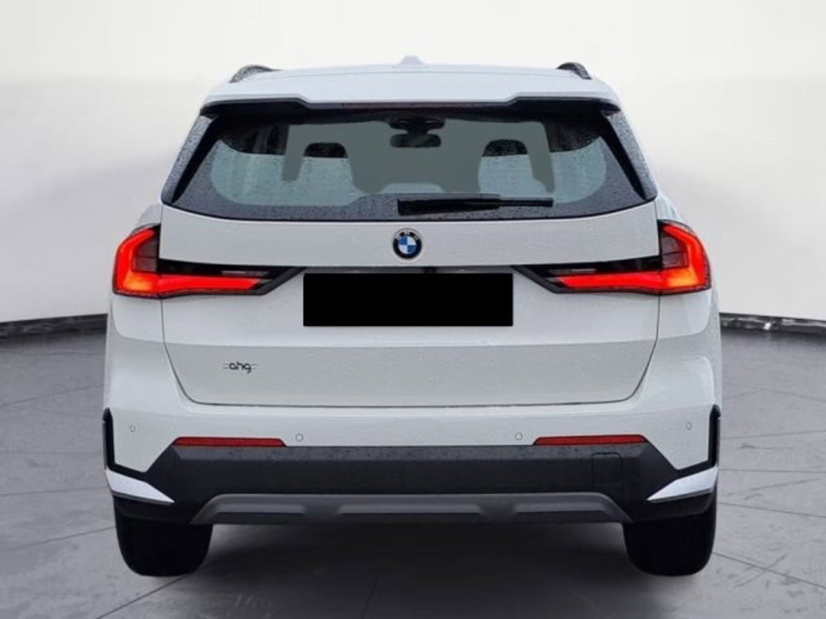 BMW X1 sDrive18d (5)