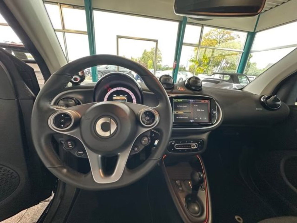 smart Fortwo EQ Racingreen (22kW) (10)