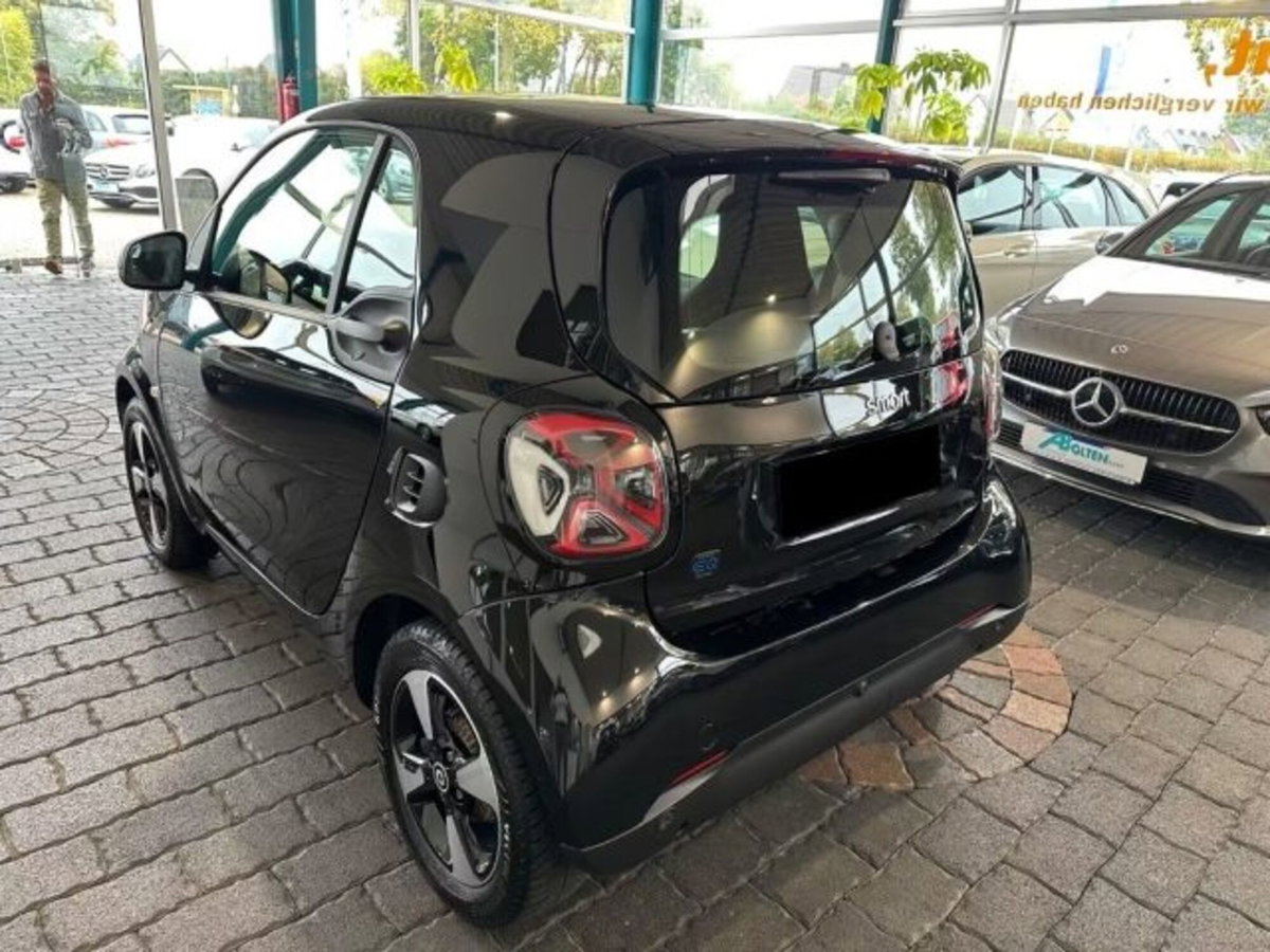 smart Fortwo EQ Racingreen (22kW) (5)