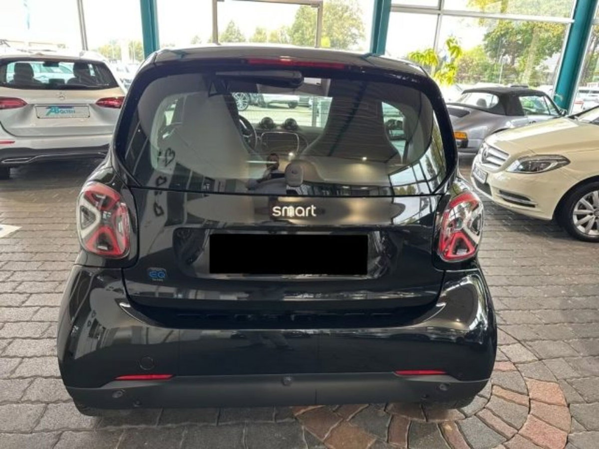 smart Fortwo EQ Racingreen (22kW) (6)