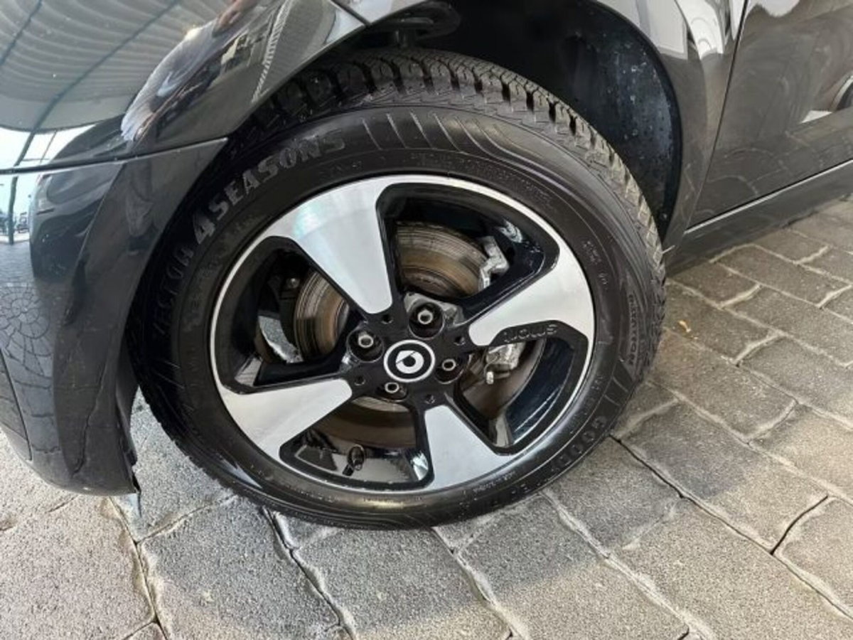 smart Fortwo EQ Racingreen (22kW) (8)