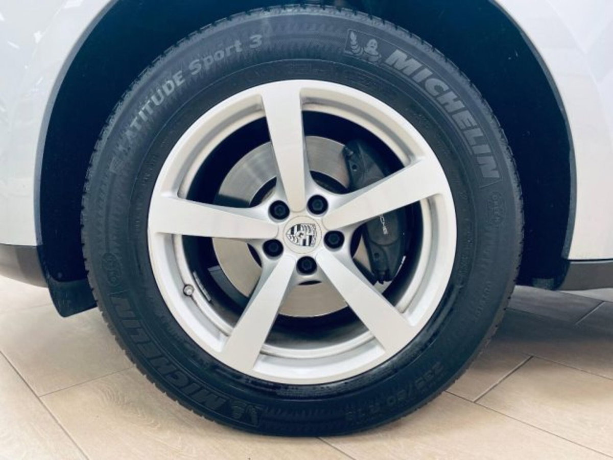 Porsche Macan 2.0 (9)