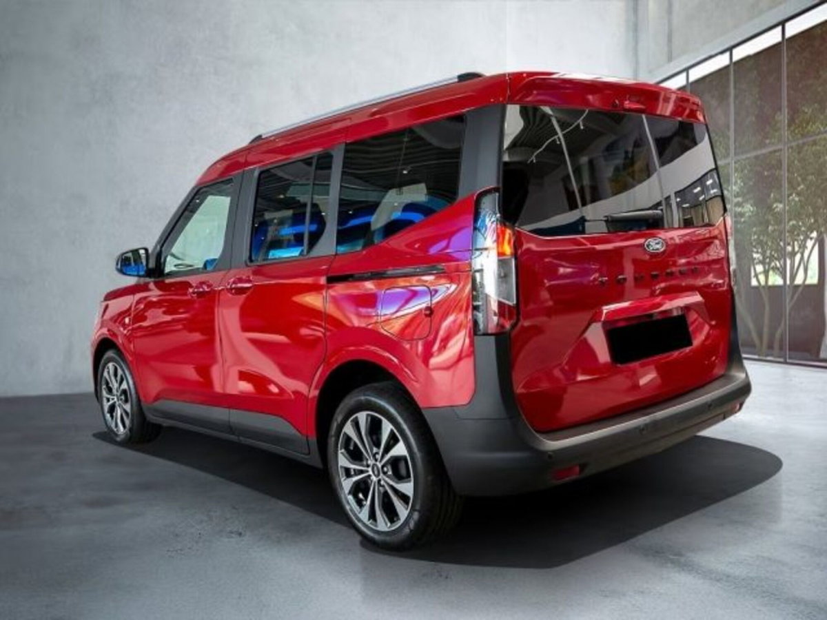Ford Tourneo Courier 1.0 EcoBoost 100 CV Titanium (2)