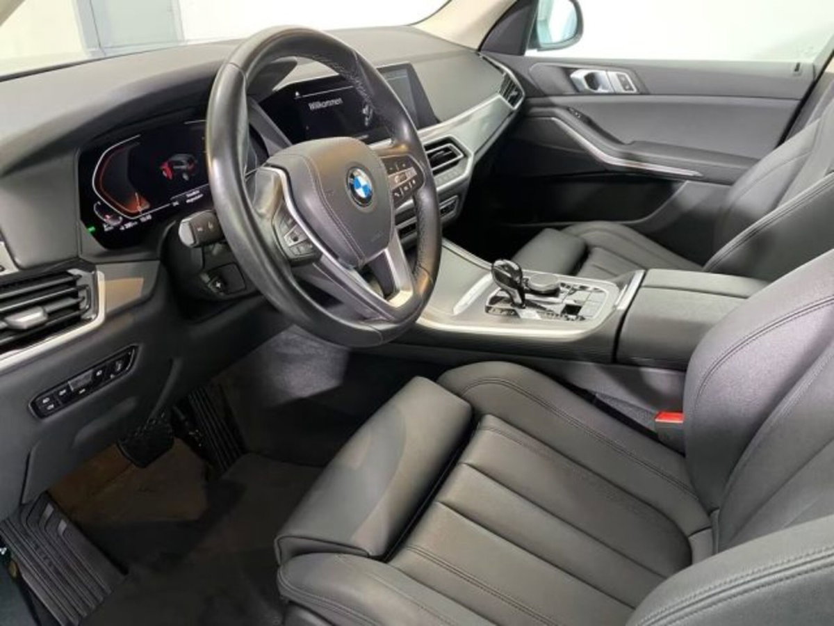 BMW X5 xDrive25d (2)