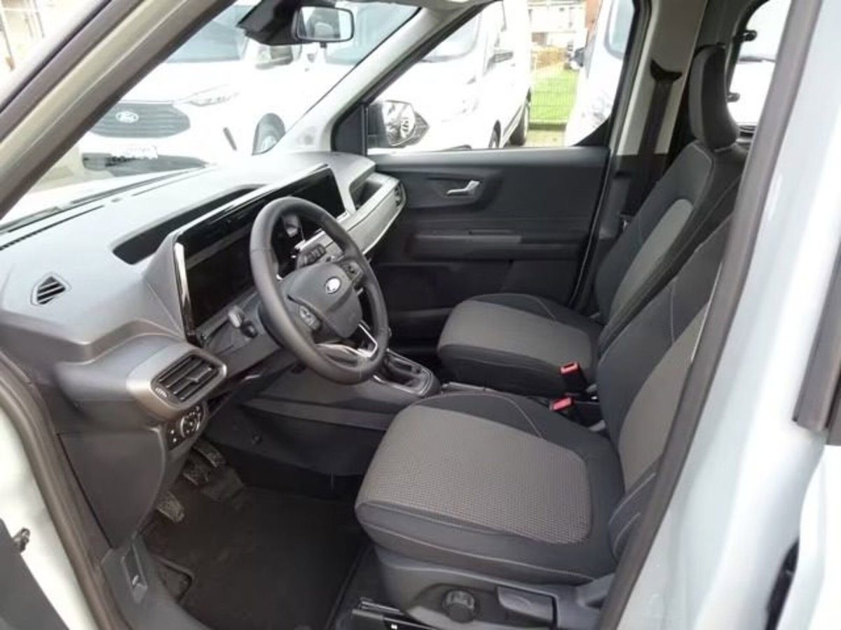 Ford Tourneo Courier 1.0 EcoBoost 100 CV Plus (6)