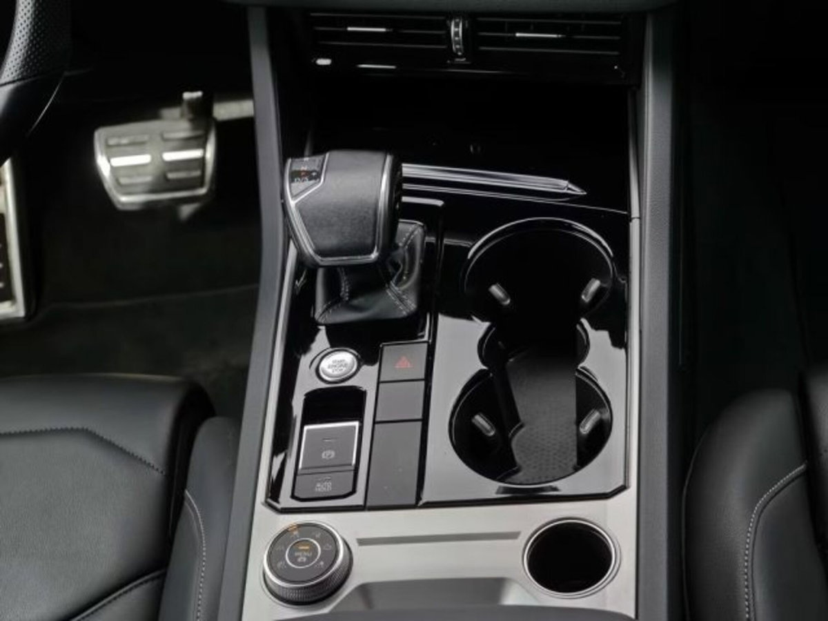 Volkswagen Touareg 3.0 V6 TDI SCR (15)
