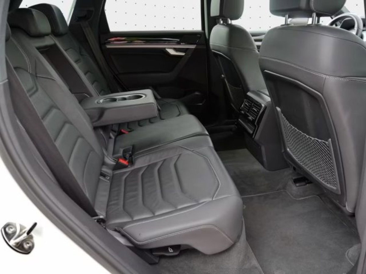 Volkswagen Touareg 3.0 V6 TDI SCR (19)