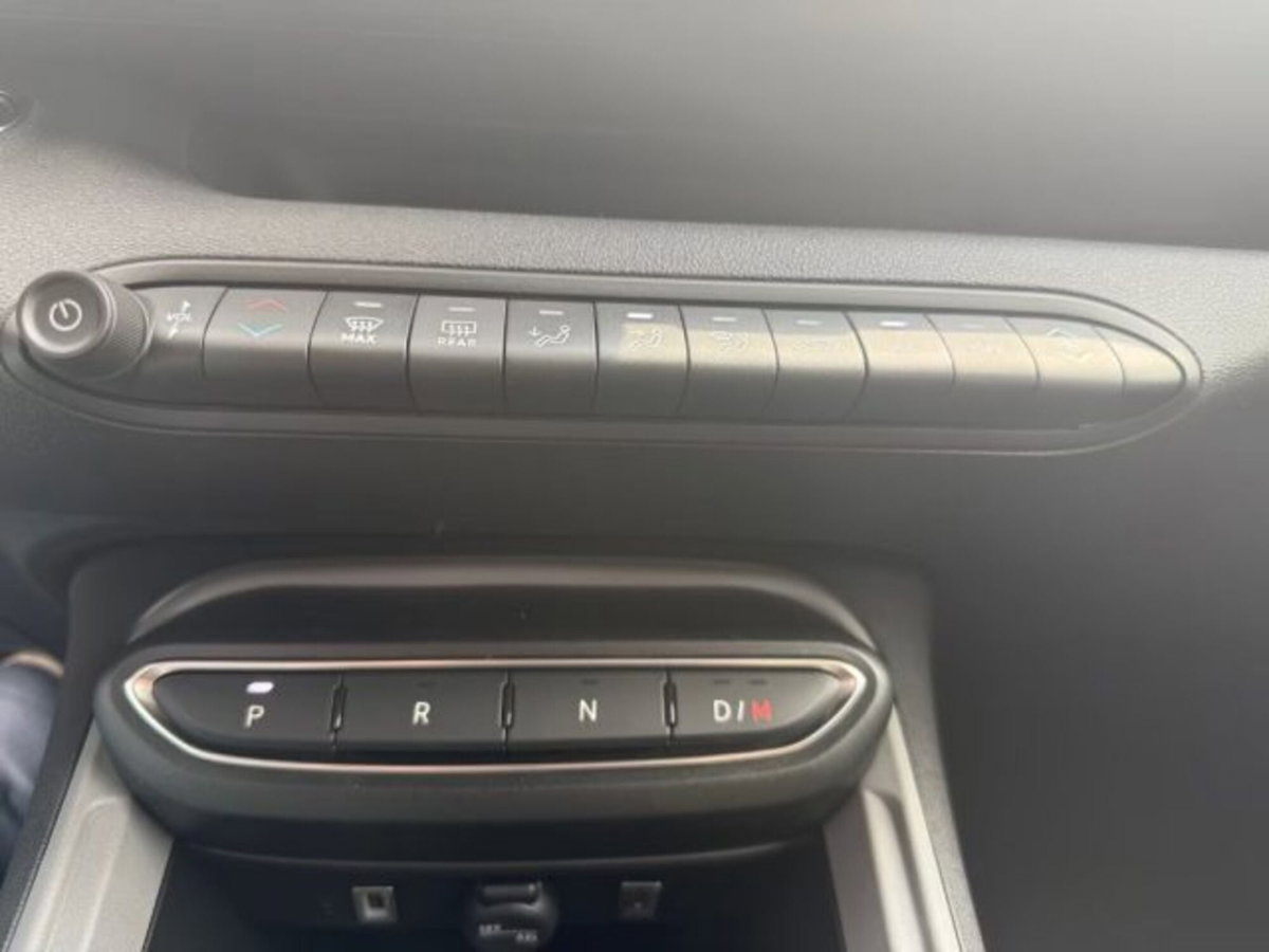 Jeep Avenger 1.2 turbo Longitude fwd 100cv (8)