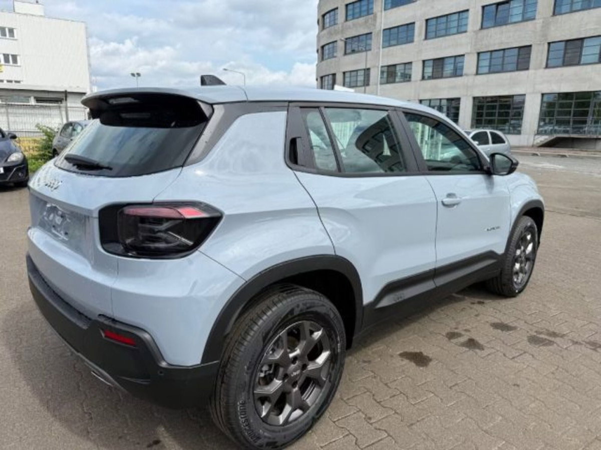 Jeep Avenger 1.2 turbo Longitude fwd 100cv (3)