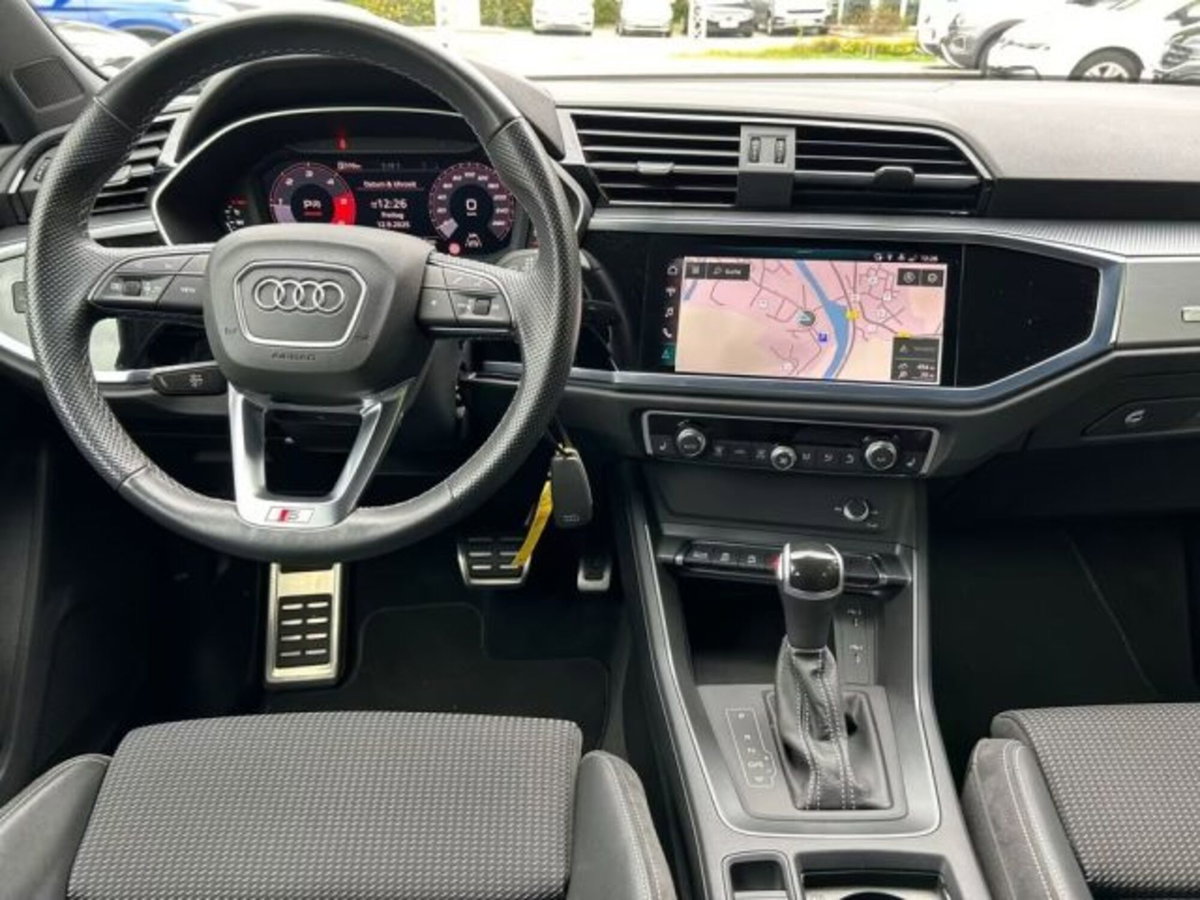 Audi Q3 Sportback 35 TDI quattro S tronic S line edition (7)