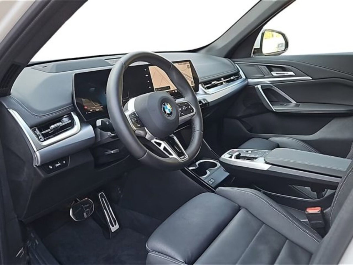BMW X1 sDrive 18d Msport (8)