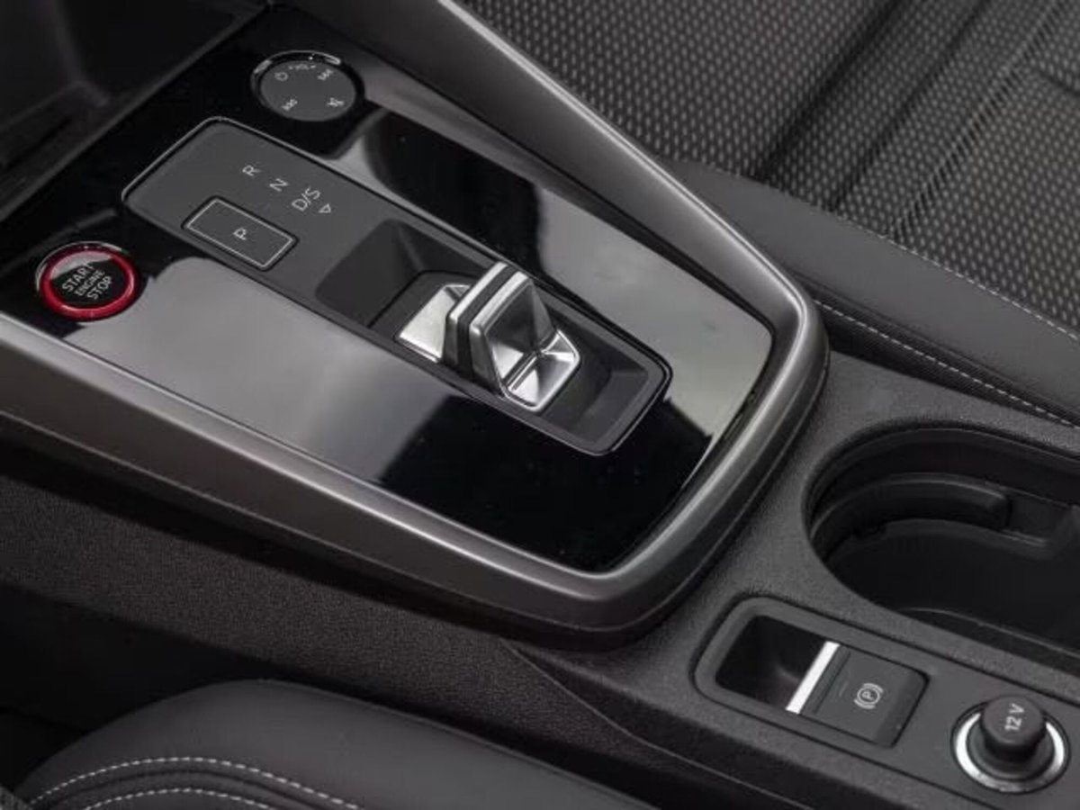 Audi S3 Sportback TFSI 310 CV quattro S tronic sport attitude (9)