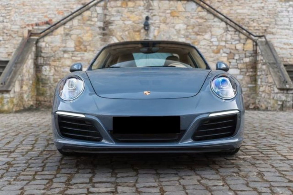 Porsche 911 Coupé 3.0 Carrera (3)