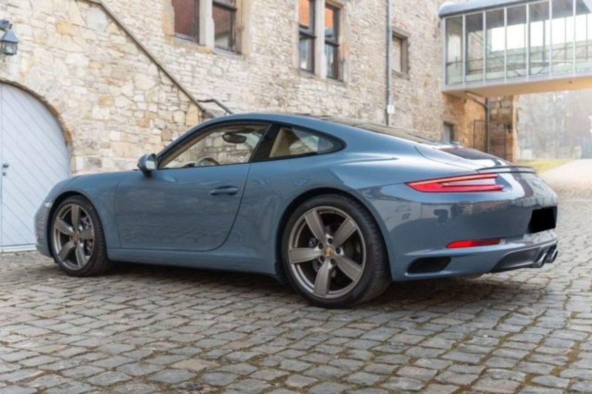 Porsche 911 Coupé 3.0 Carrera (4)