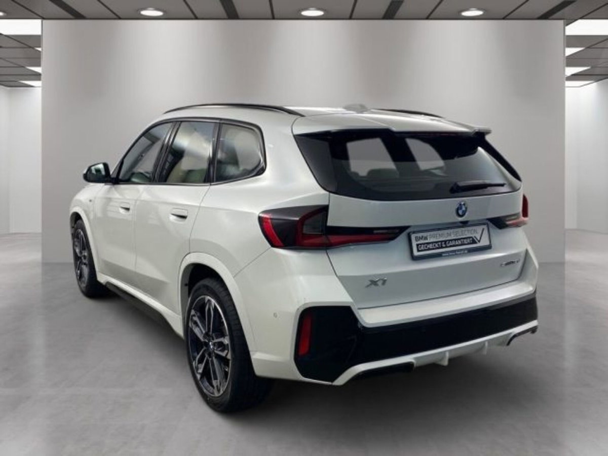 BMW X1 sDrive 18d Msport (4)