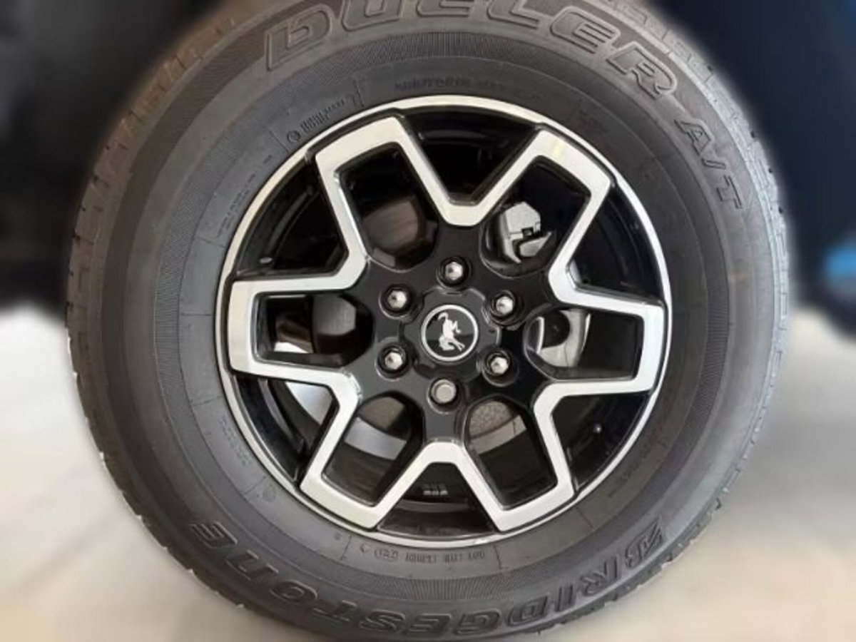 Ford Bronco 2.7 ecoboost V6 Outer Banks 4x4 335cv auto (4)