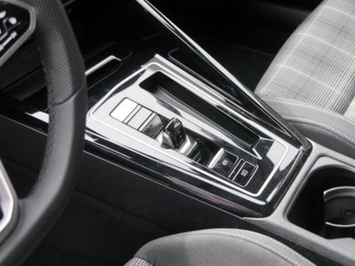 Volkswagen Golf 2.0 TDI GTD DSG (9)