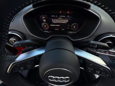 Audi TT Cabrio 45 TFSI quattro S tronic (10)