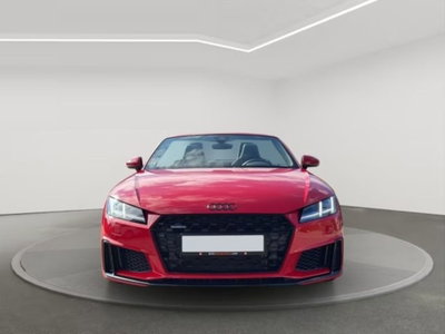 Audi TT Cabrio 45 TFSI quattro S tronic (2)