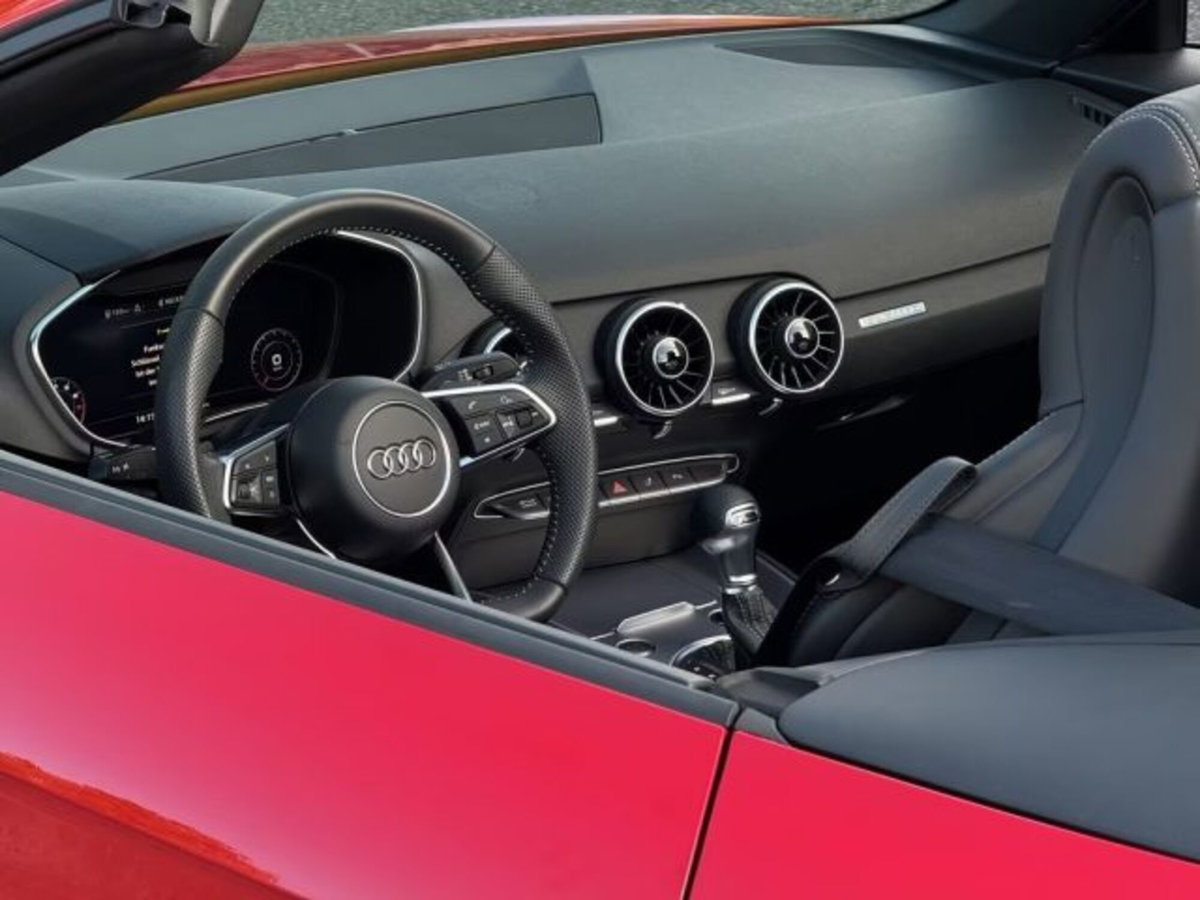 Audi TT Cabrio 45 TFSI quattro S tronic (7)