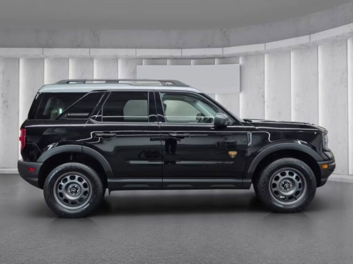 Ford Bronco 2.7 ecoboost V6 Badlands 4x4 335cv auto (3)