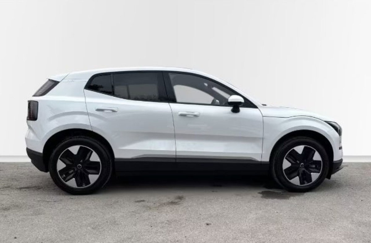 Volvo EX30 Single Motor Core rwd (2)