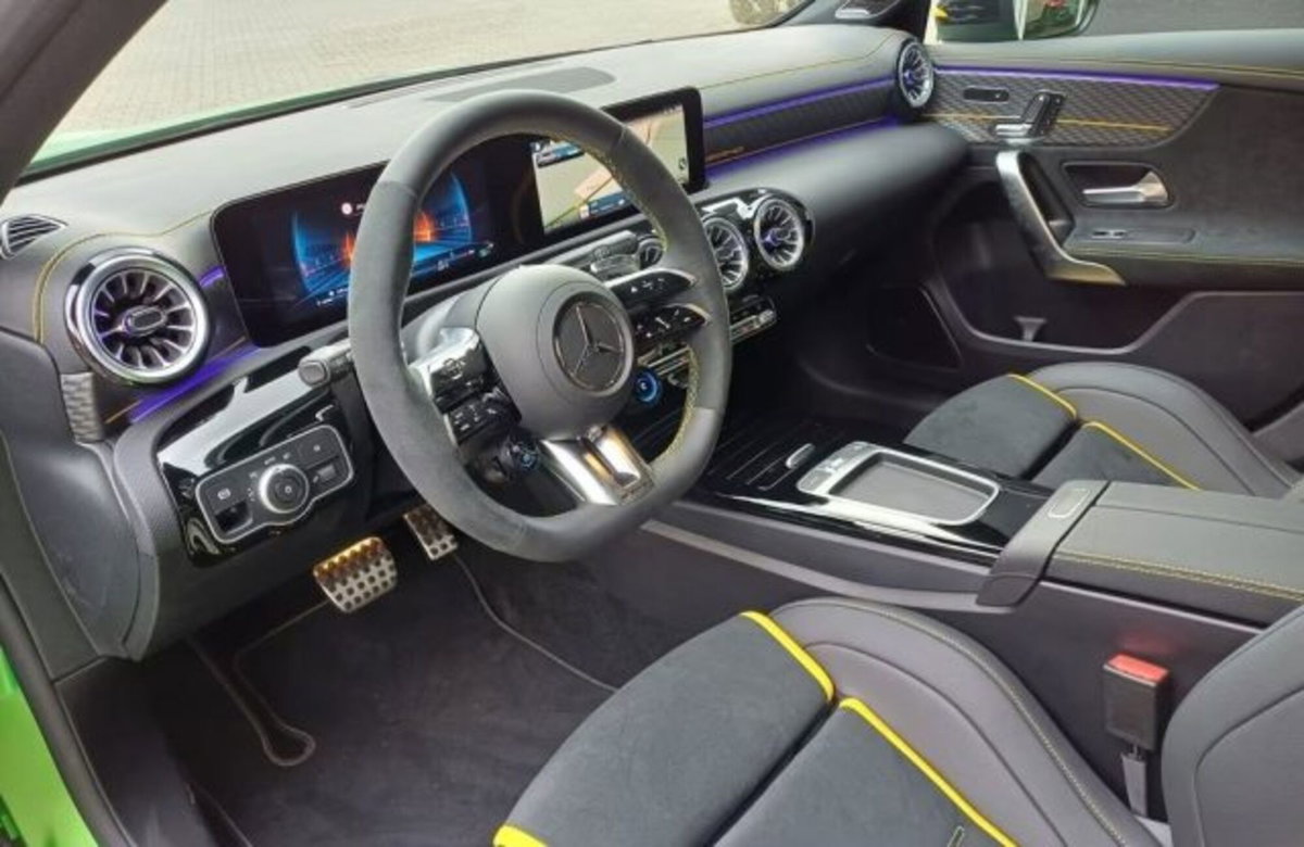 Mercedes-Benz Classe A AMG 45 S AMG Line Premium Plus Limited Editon 4matic+ auto (8)