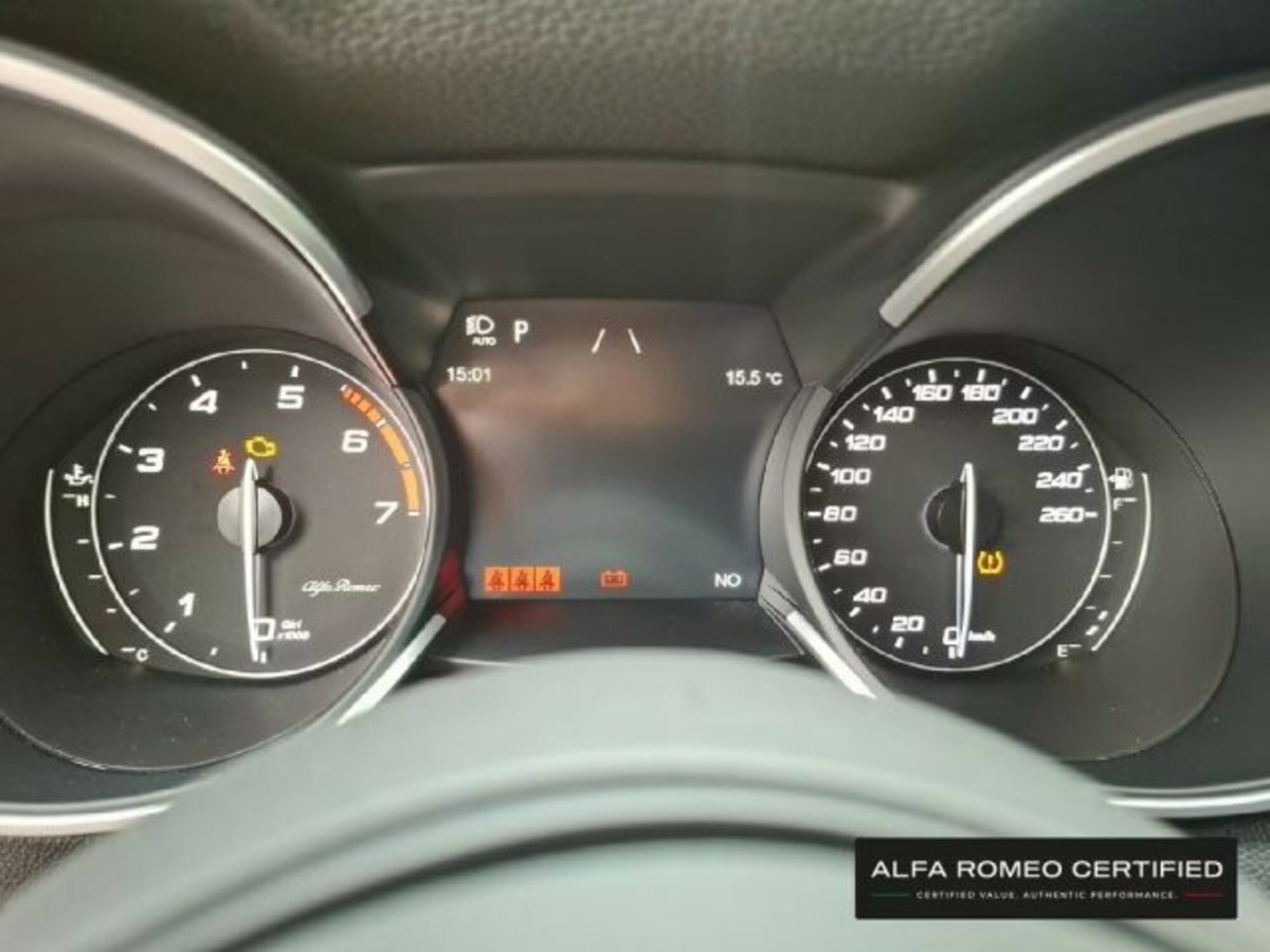 Alfa Romeo Stelvio Stelvio 2.0 Turbo 200 CV AT8 Q4 Super Business (9)