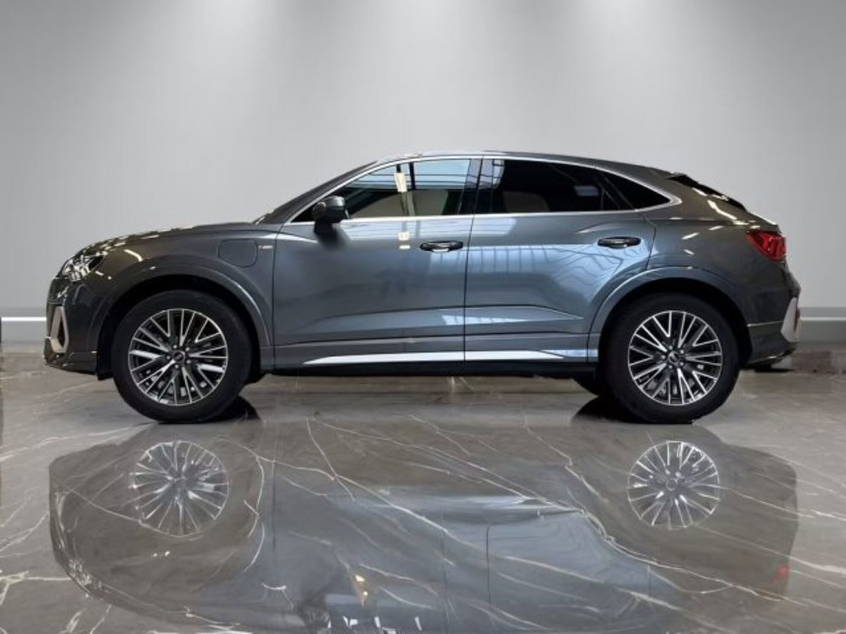 Audi Q3 Sportback 45 TFSI e S tronic S line edition (2)