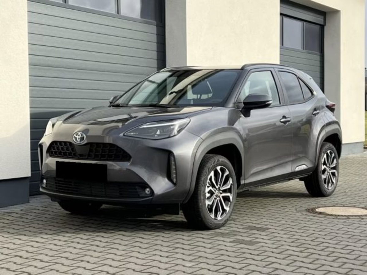 Toyota Yaris Cross 1.5 Hybrid 5p. E-CVT Premiere (3)