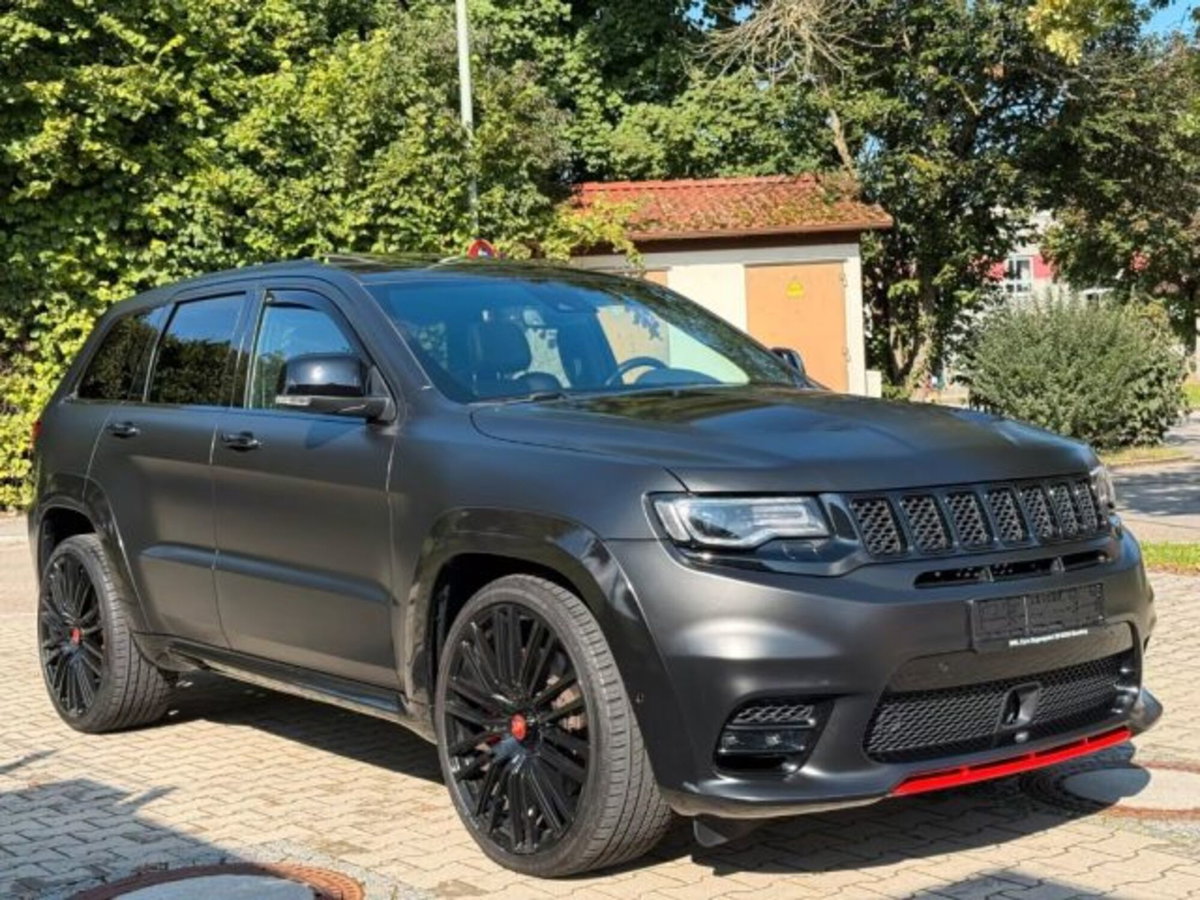 Jeep Grand Cherokee 6.4 V8 HEMI SRT (3)